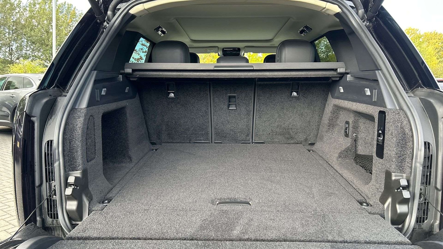 Used Land Rover Range Rover 2025 for sale - 76460500: Photo 10