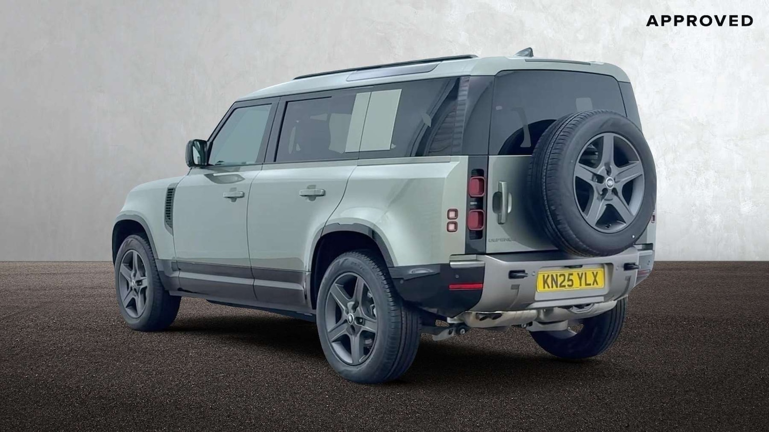 Used Land Rover Defender 2025 for sale - 77308269: Photo 2