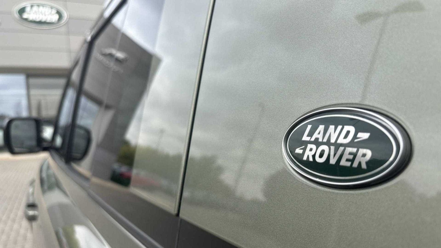 Used Land Rover Defender 2025 for sale - 77308269: Photo 24