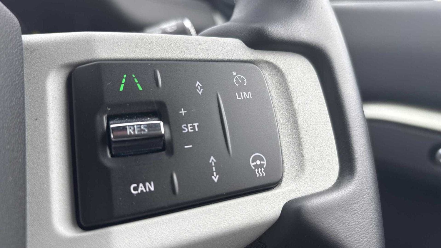 Used Land Rover Defender 2025 for sale - 77308269: Photo 30