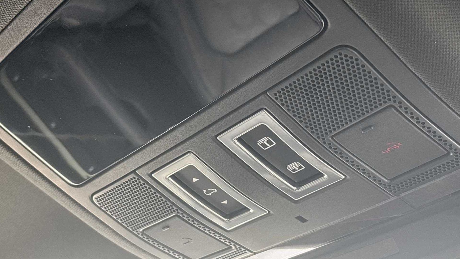 Used Land Rover Defender 2025 for sale - 77308269: Photo 32