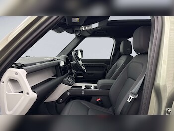 Used Land Rover Defender 2025 for sale - 77308269: Photo