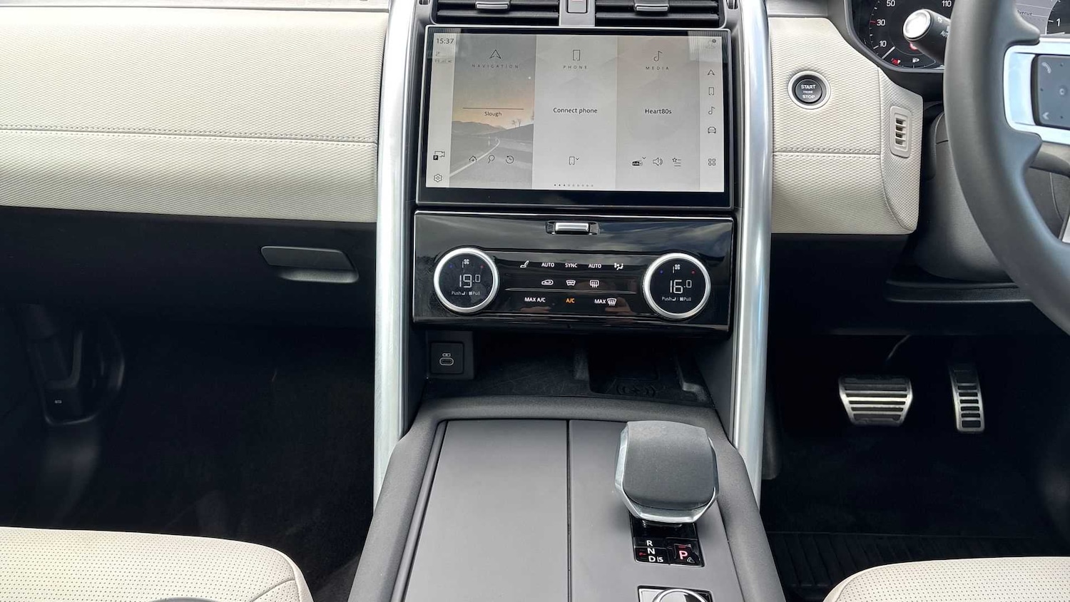 Used Land Rover Discovery 2025 for sale - 76459856: Photo 14