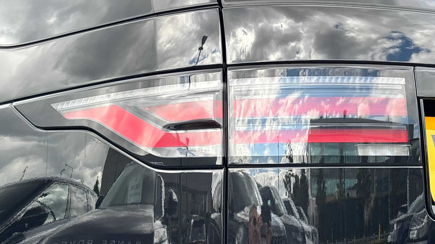 Used Land Rover Discovery 2025 for sale - 76459856: Photo 19