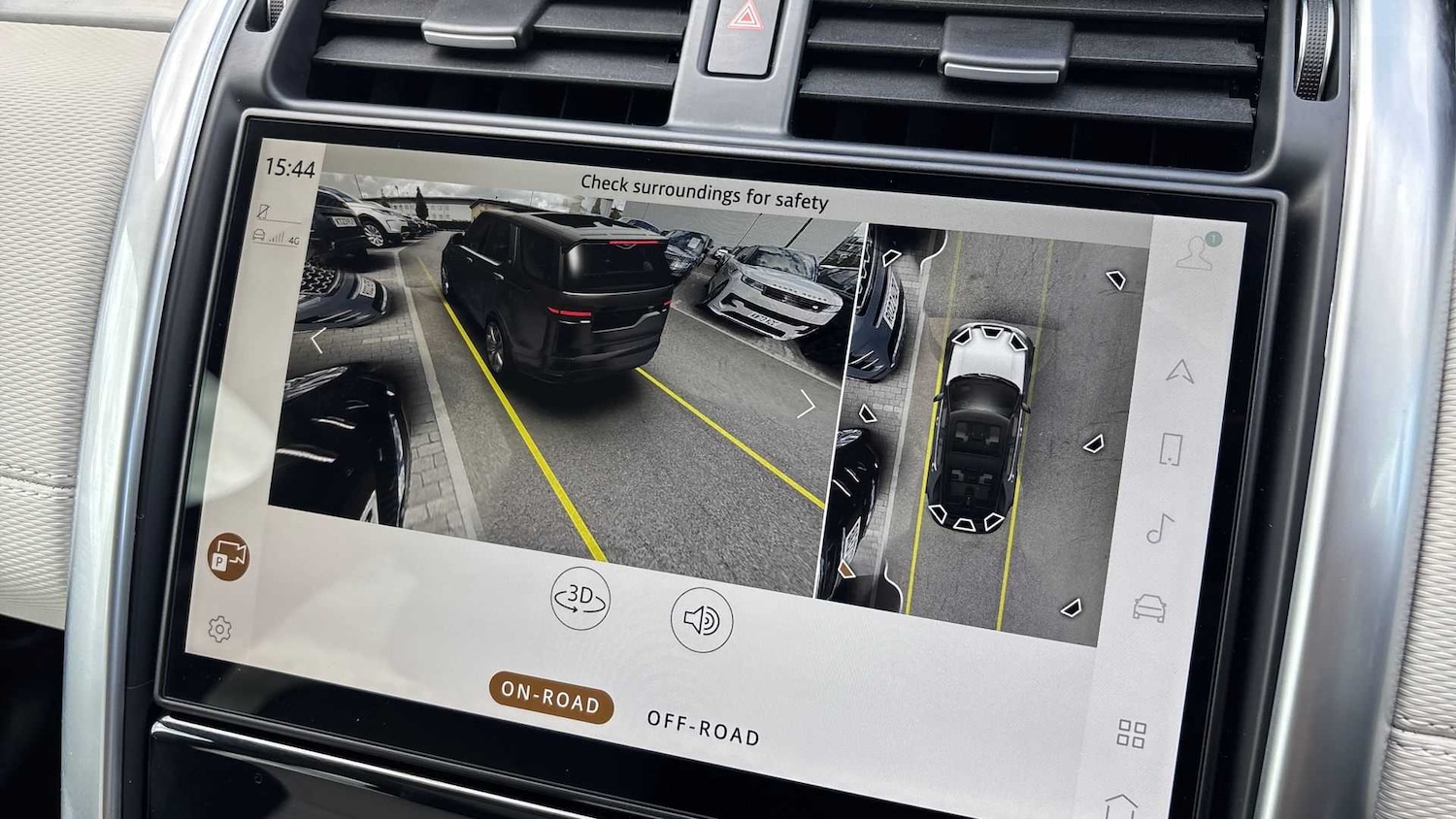 Used Land Rover Discovery 2025 for sale - 76459856: Photo 22