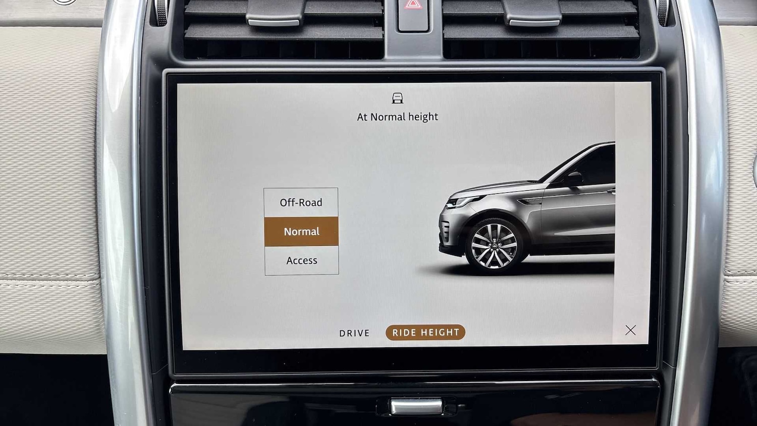 Used Land Rover Discovery 2025 for sale - 76459856: Photo 32