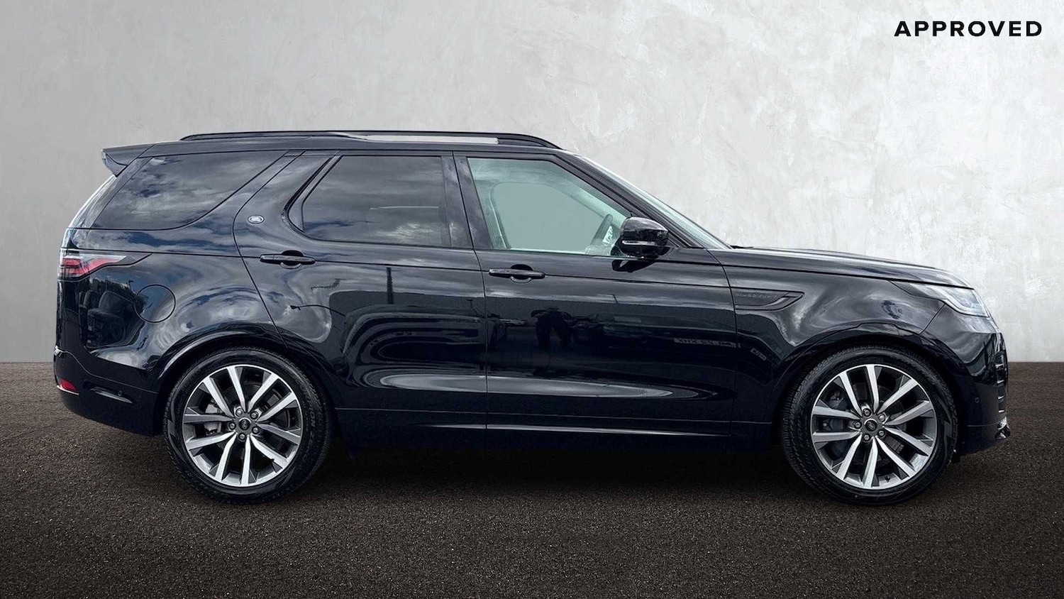 Used Land Rover Discovery 2025 for sale - 76459856: Photo 5