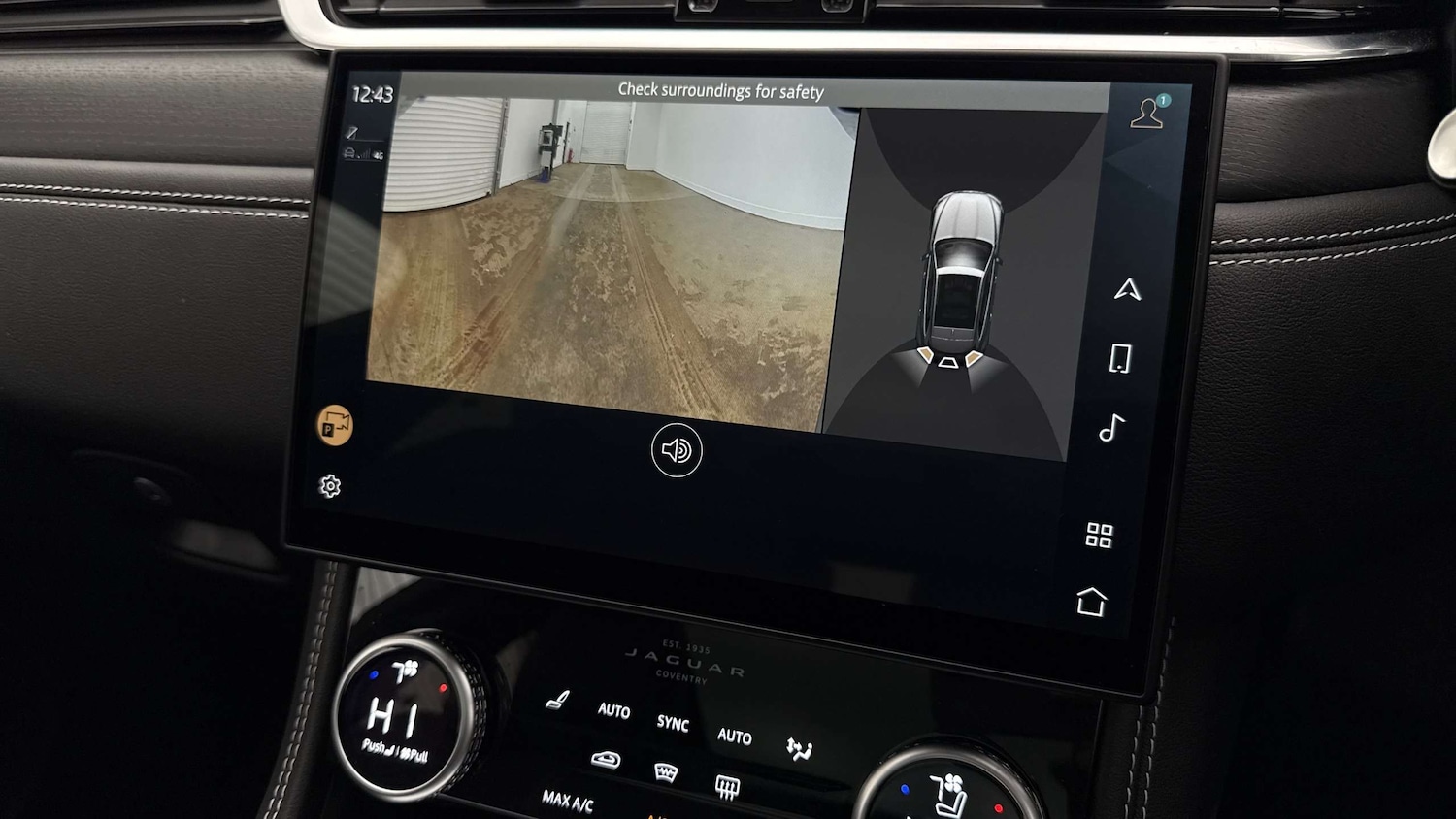 Used Jaguar F-Pace 2024 for sale - 77615576: Photo 12