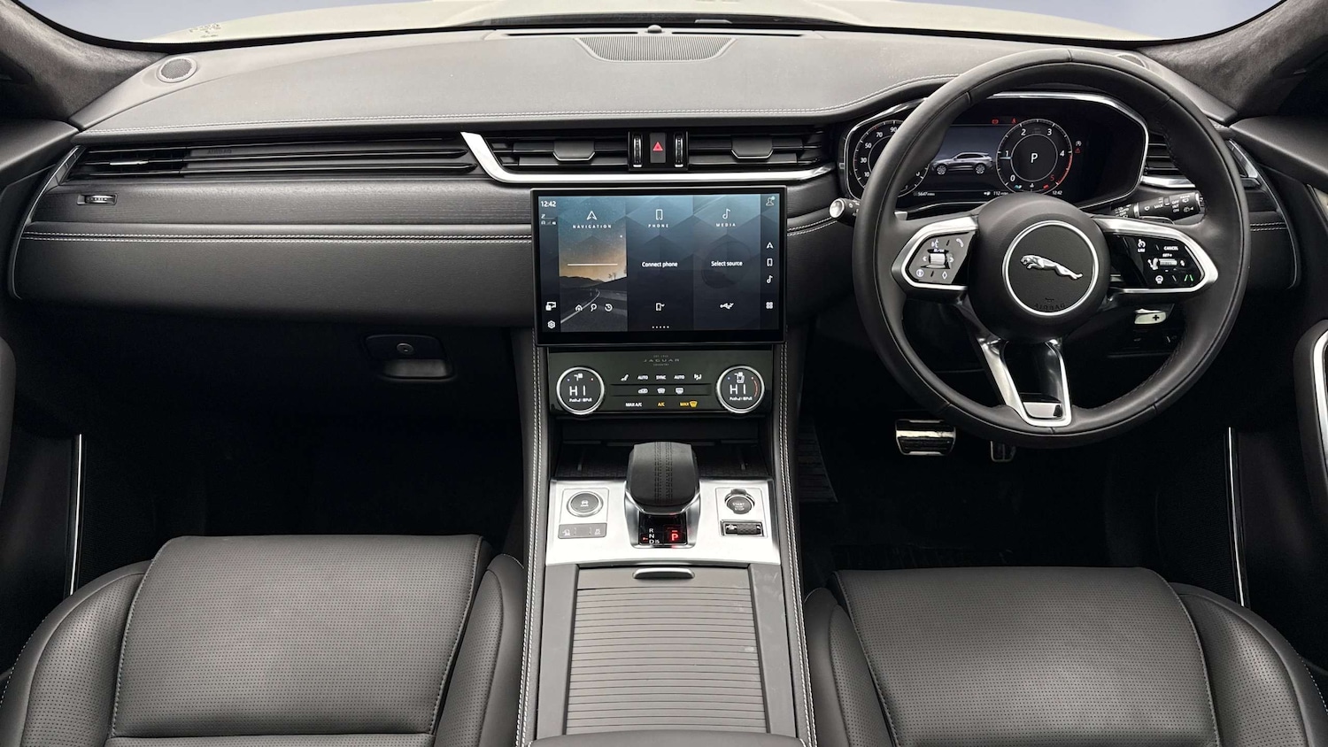 Used Jaguar F-Pace 2024 for sale - 77615576: Photo 9