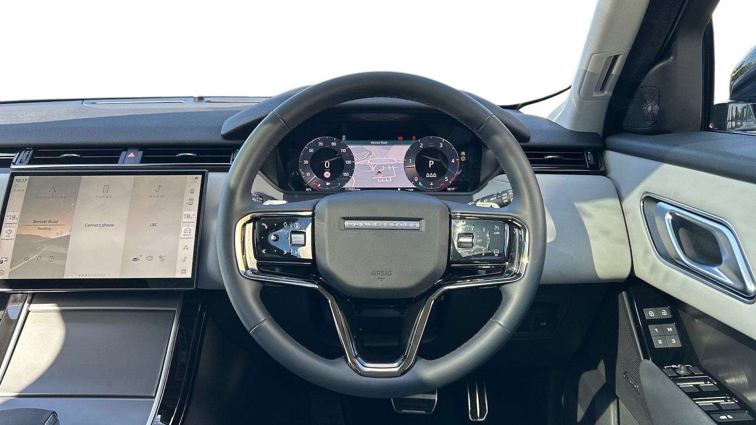 Used Land Rover Range Rover Velar 2025 for sale - 76460557: Photo 15