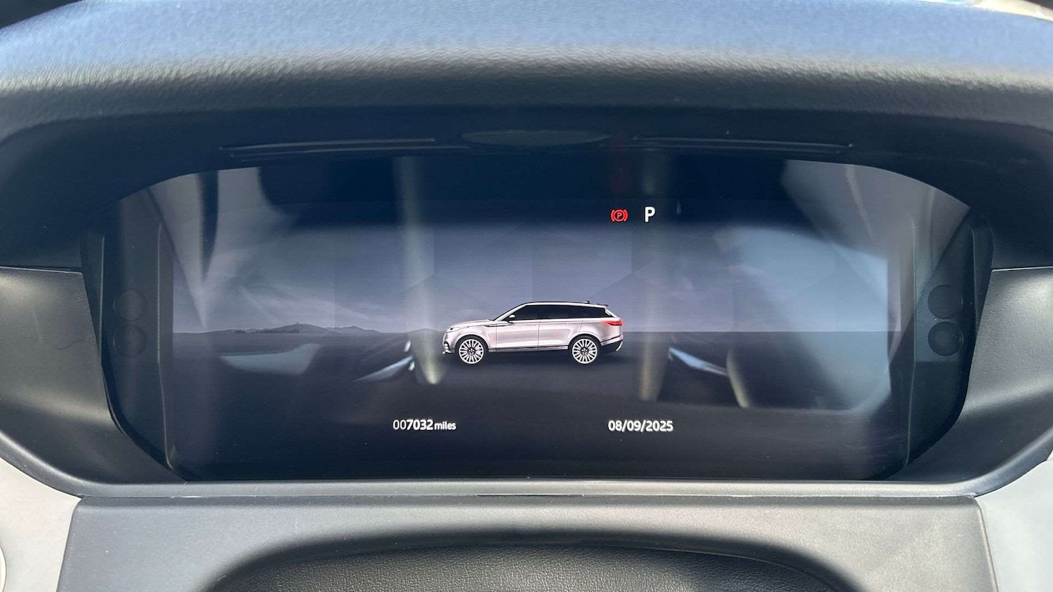 Used Land Rover Range Rover Velar 2025 for sale - 76460557: Photo 16