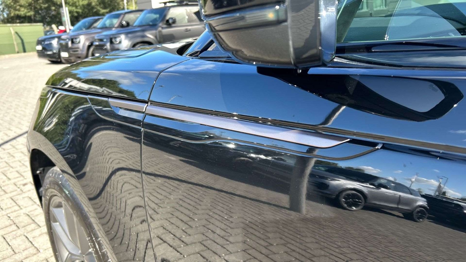 Used Land Rover Range Rover Velar 2025 for sale - 76460557: Photo 20