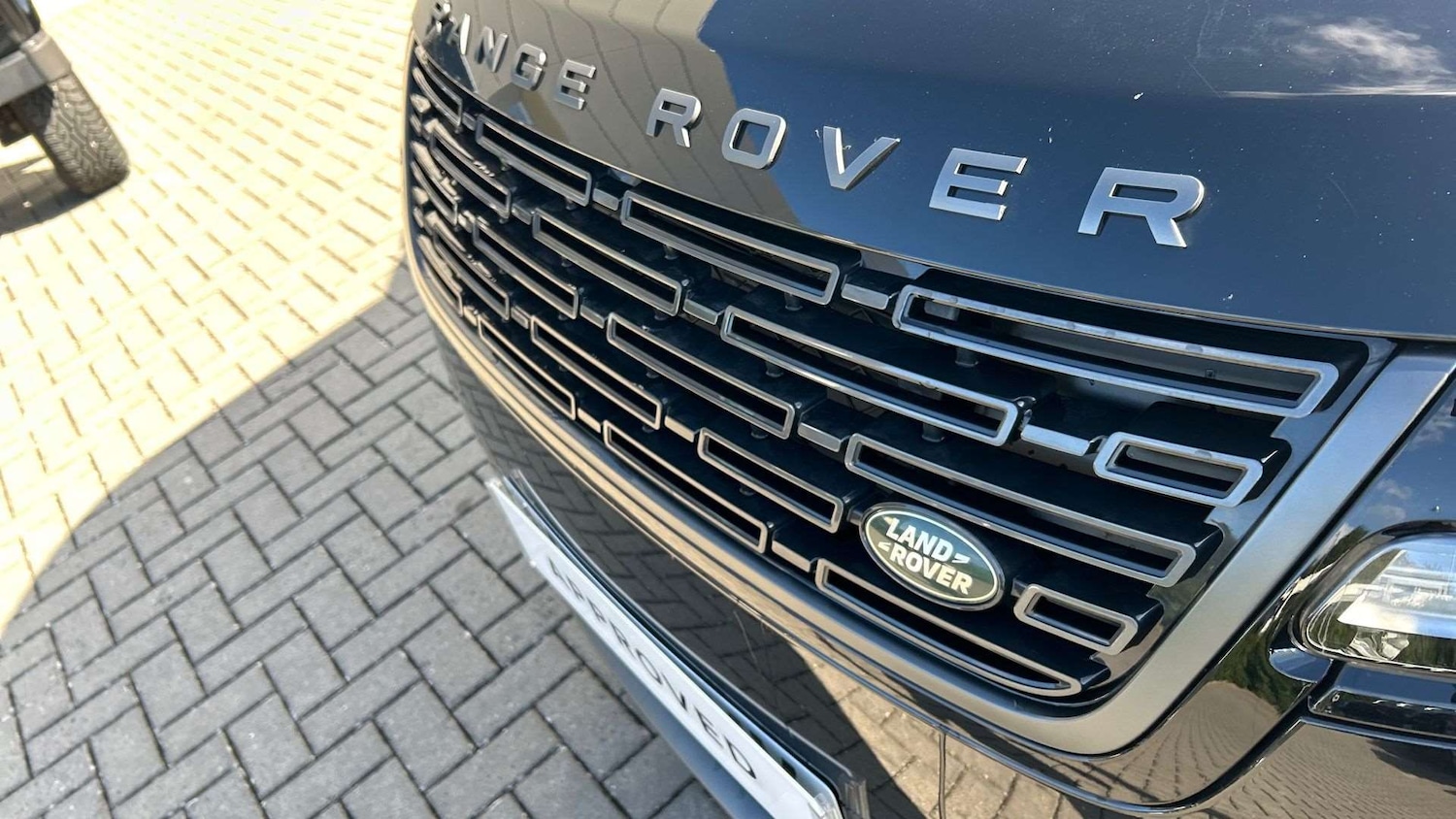 Used Land Rover Range Rover Velar 2025 for sale - 76460557: Photo 29