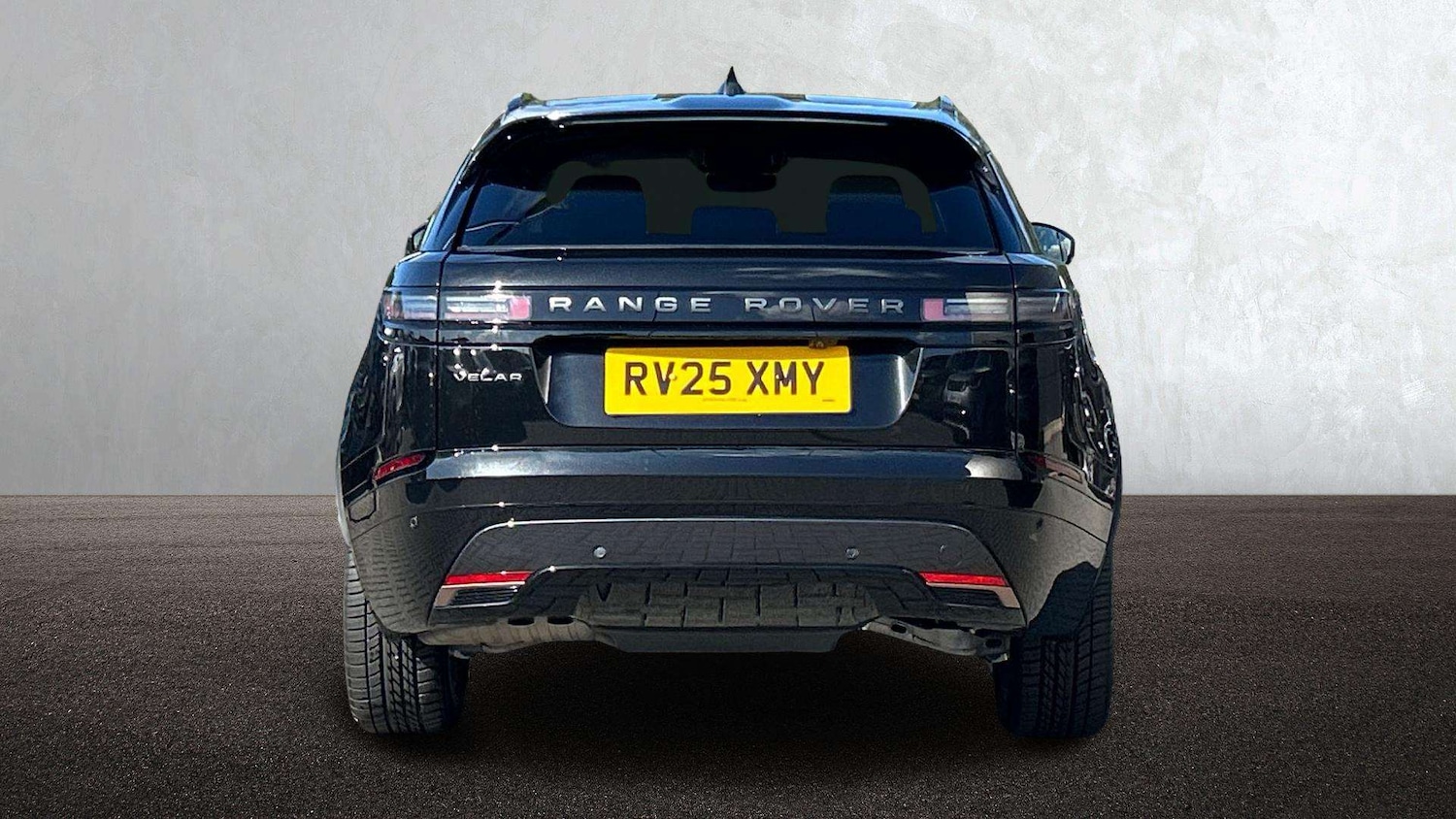 Used Land Rover Range Rover Velar 2025 for sale - 76460557: Photo 6