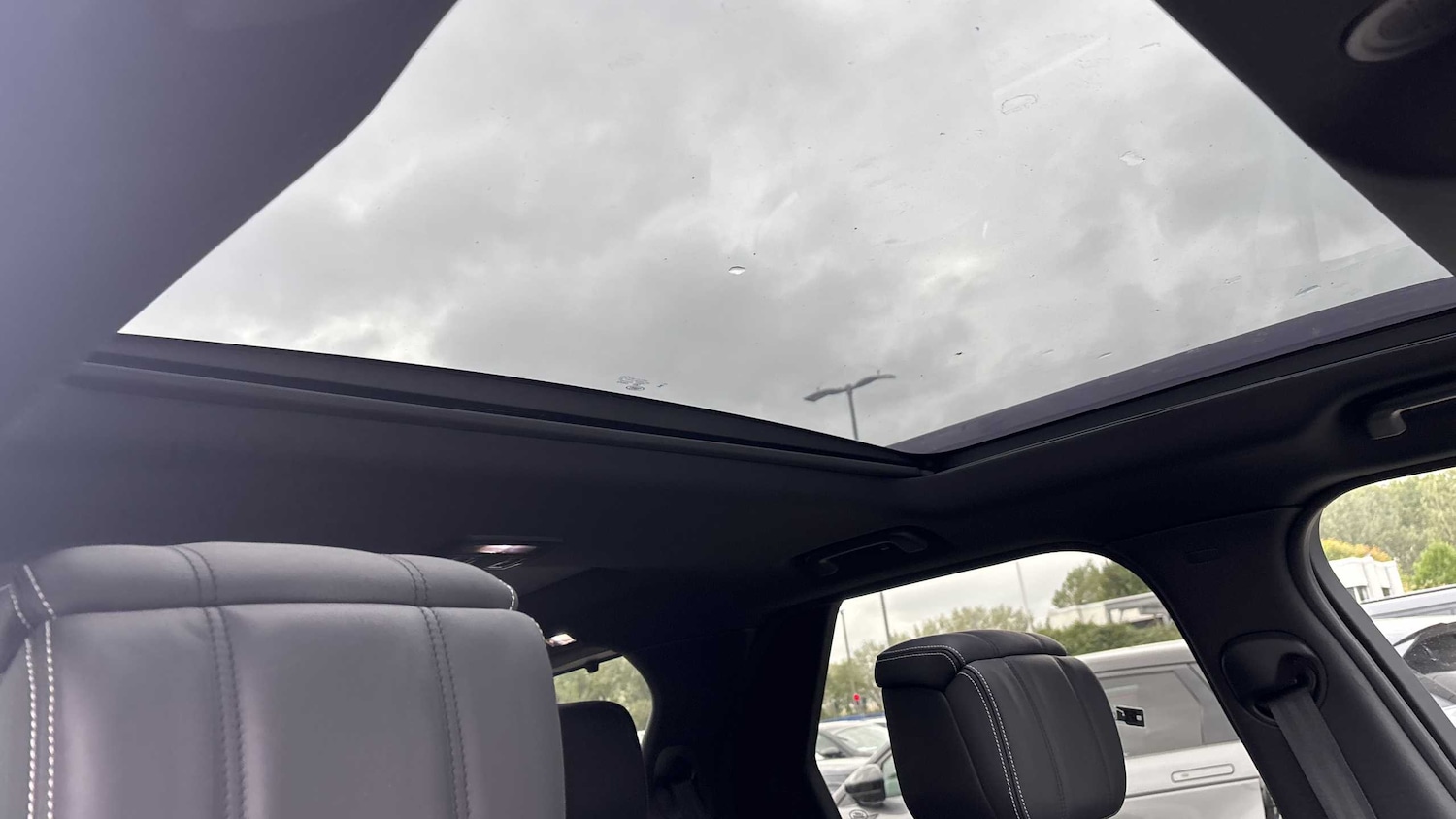 Used Land Rover Discovery 2024 for sale - 76460157: Photo 24