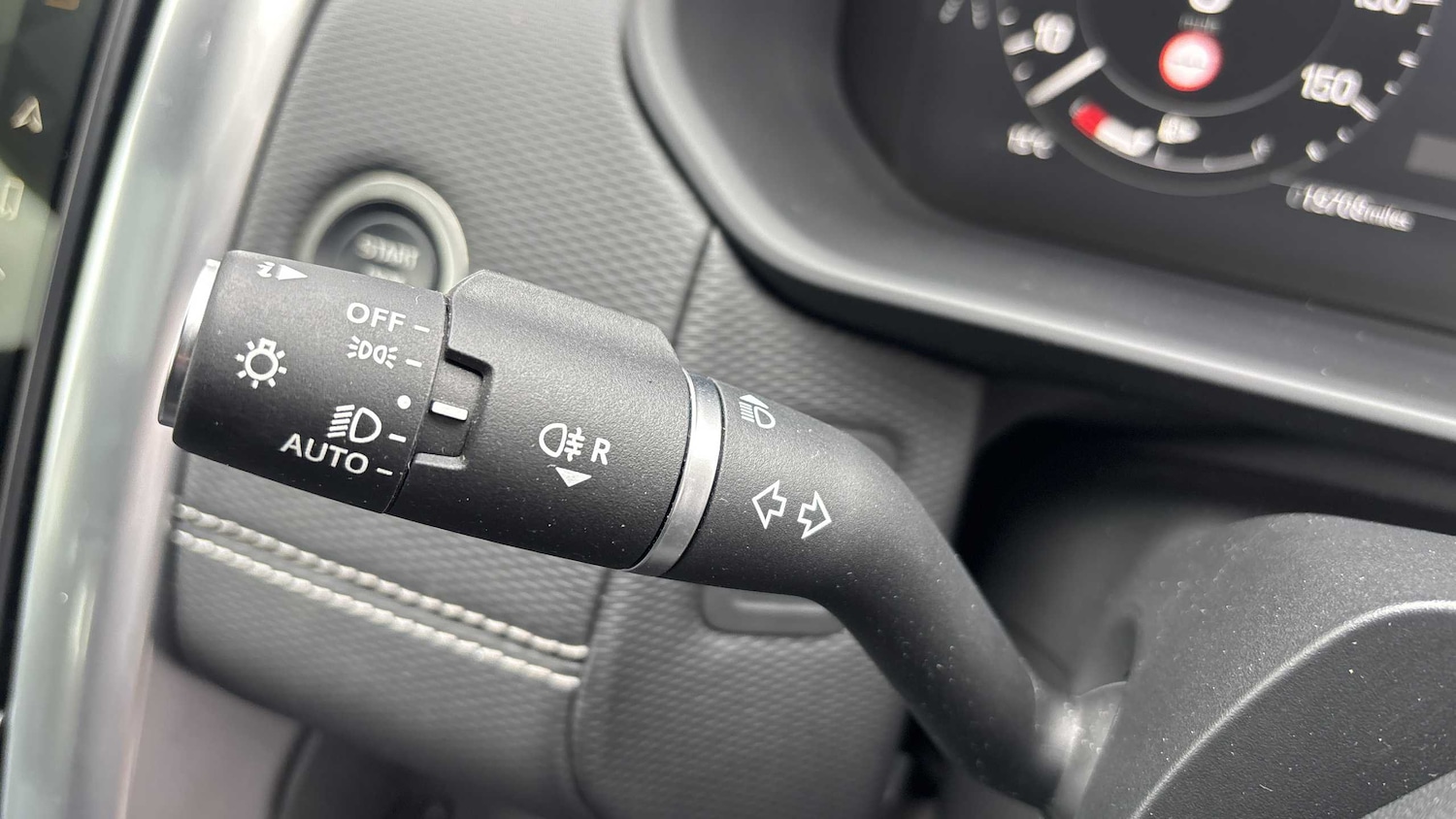 Used Land Rover Discovery 2024 for sale - 76460157: Photo 31