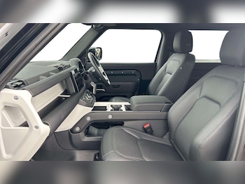 Used Land Rover Defender 2025 for sale - 78278626: Photo