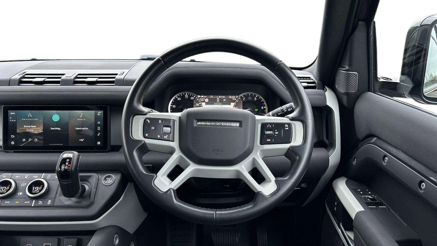 Used Land Rover Defender 2022 for sale - 77044123: Photo 15