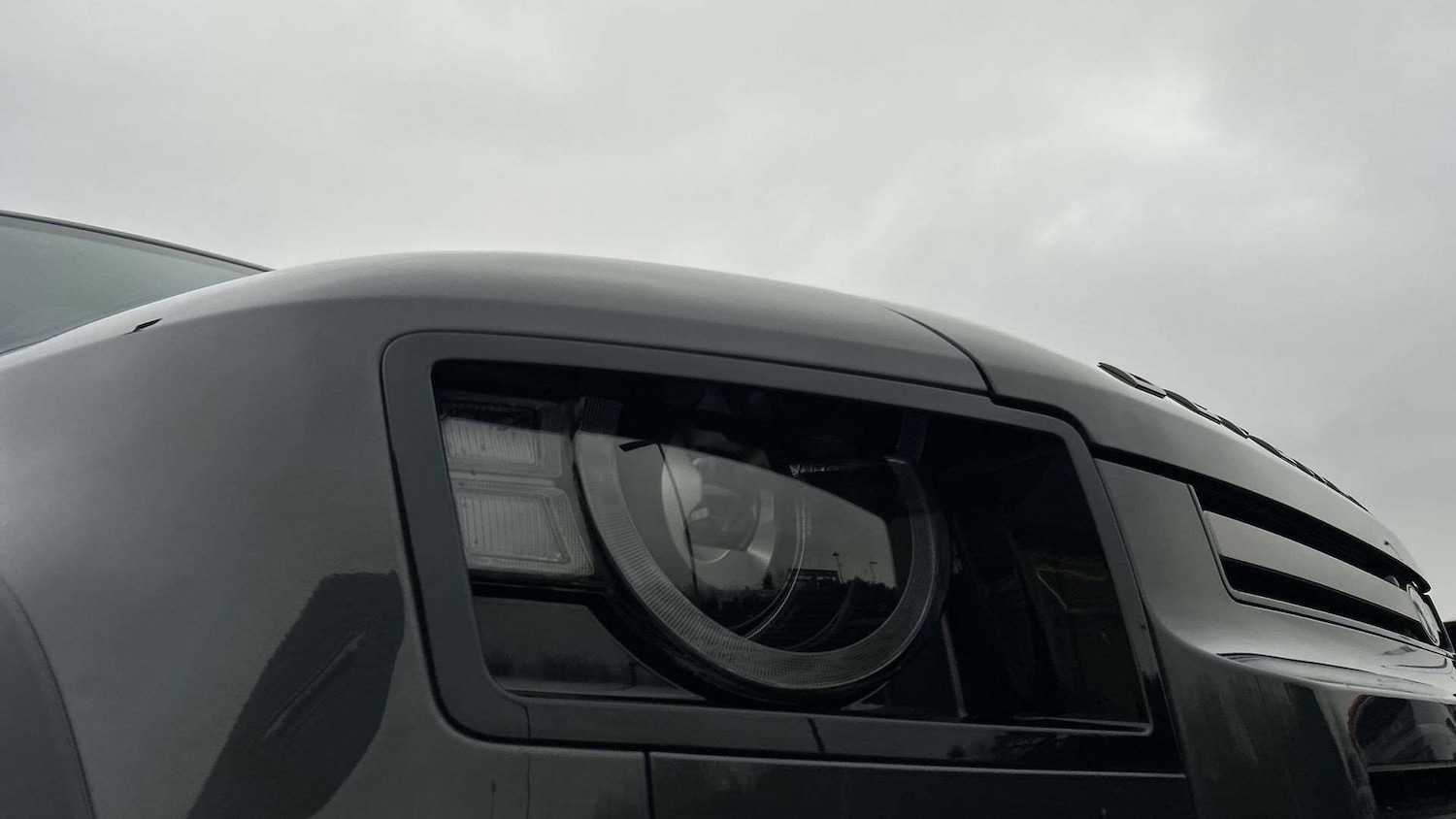 Used Land Rover Defender 2022 for sale - 77044123: Photo 17