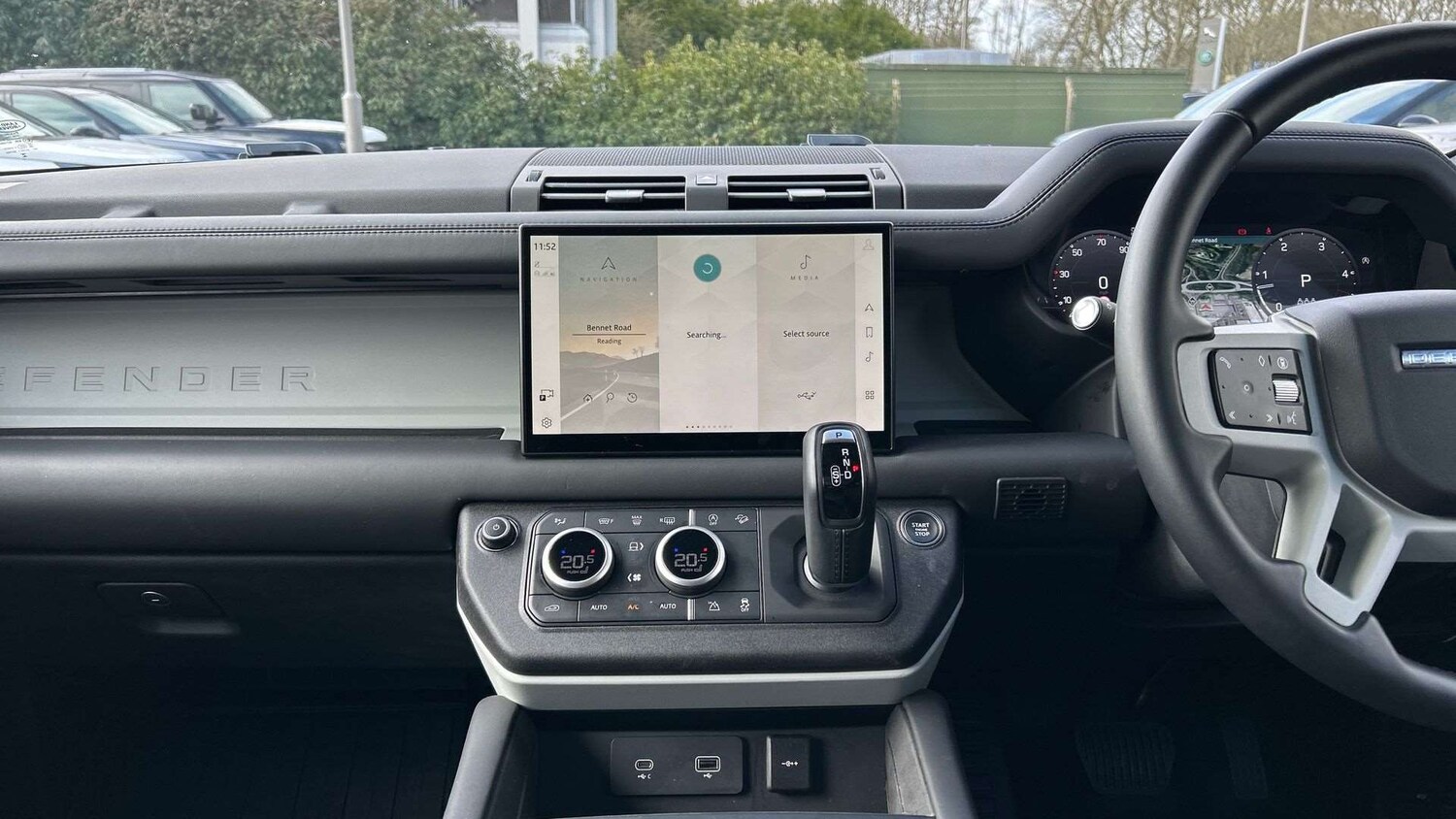 Used Land Rover Defender 2024 for sale - 77943096: Photo 14