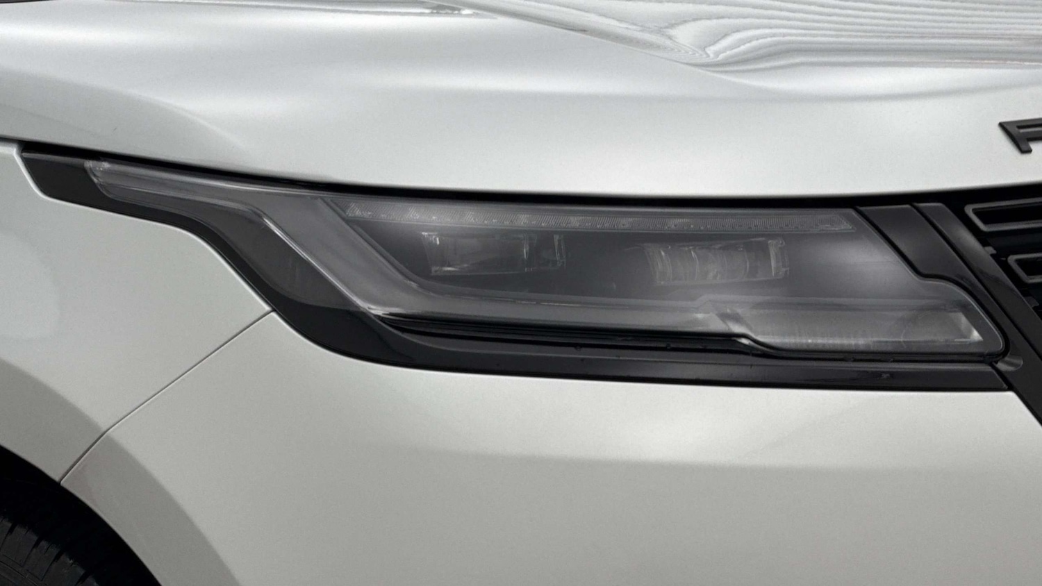 Used Land Rover Range Rover Velar 2023 for sale - 77308362: Photo 17