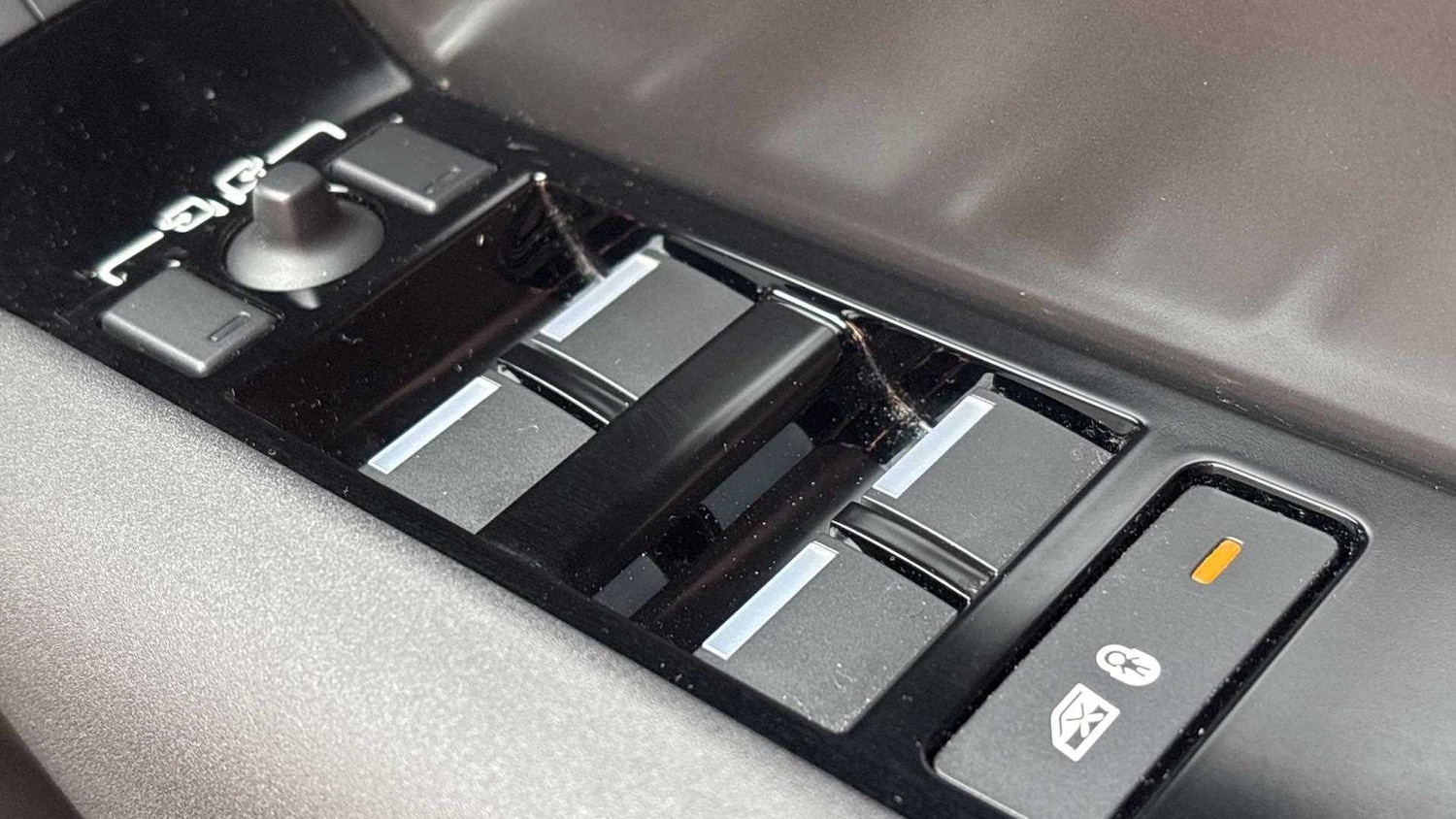 Used Land Rover Range Rover Velar 2023 for sale - 77308362: Photo 21