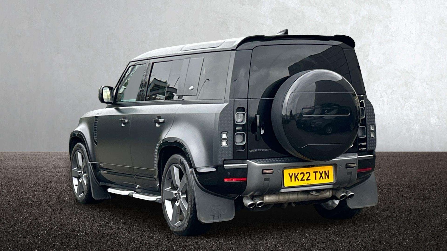 Used Land Rover Defender 2022 for sale - 77257211: Photo 2