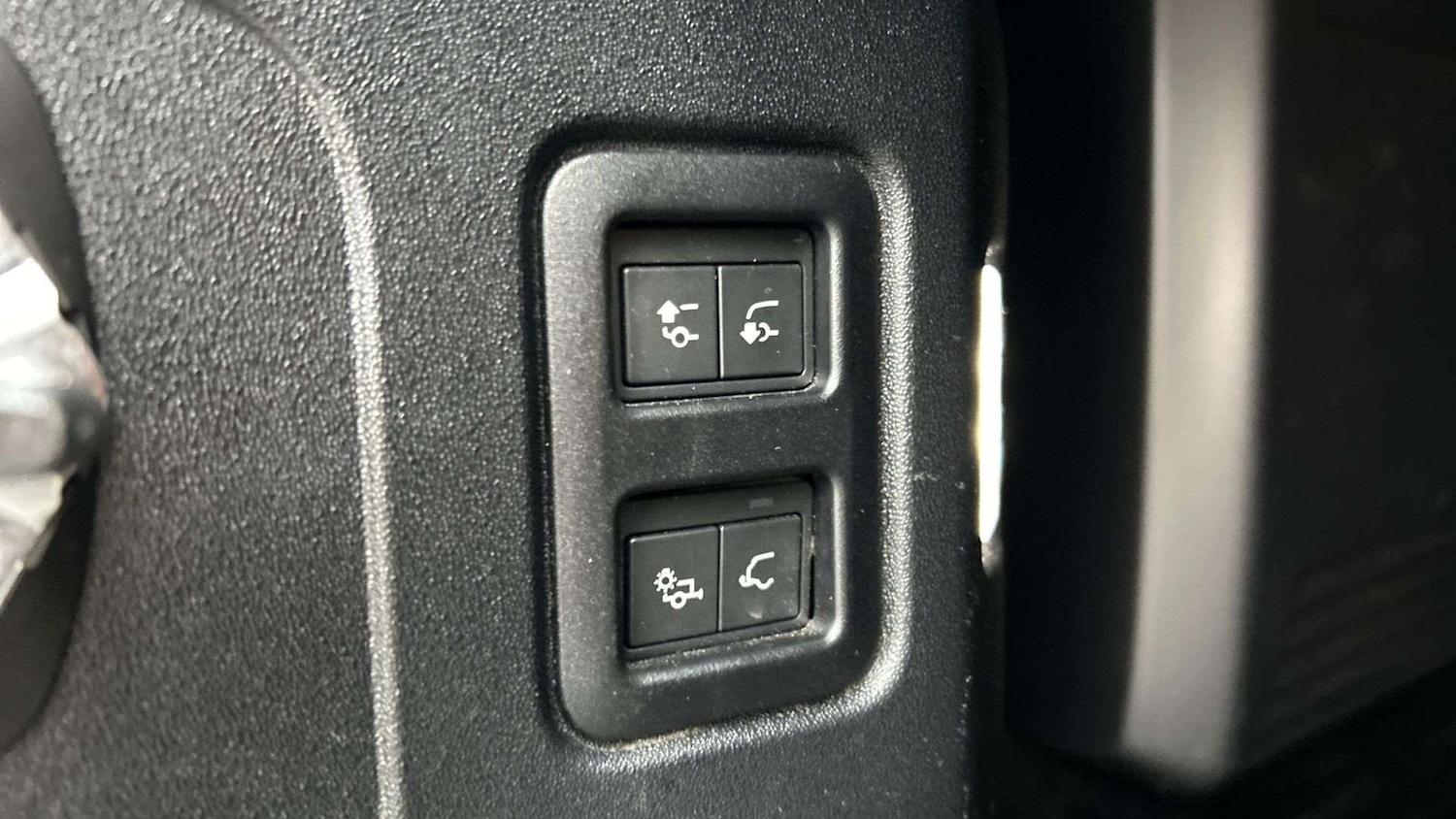 Used Land Rover Defender 2022 for sale - 77257211: Photo 27