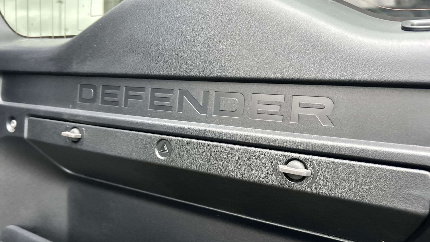 Used Land Rover Defender 2022 for sale - 77257211: Photo 34