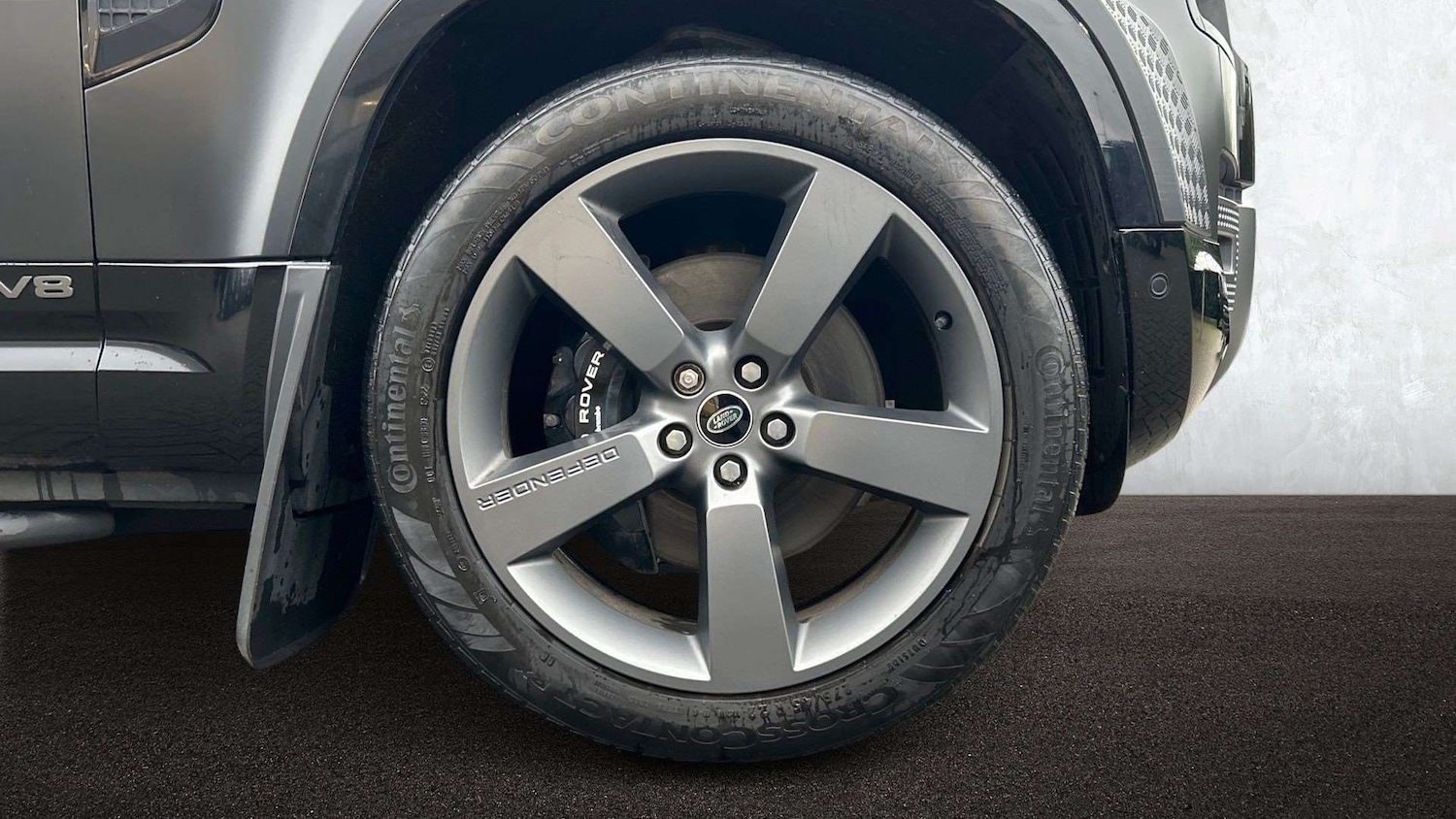 Used Land Rover Defender 2022 for sale - 77257211: Photo 8