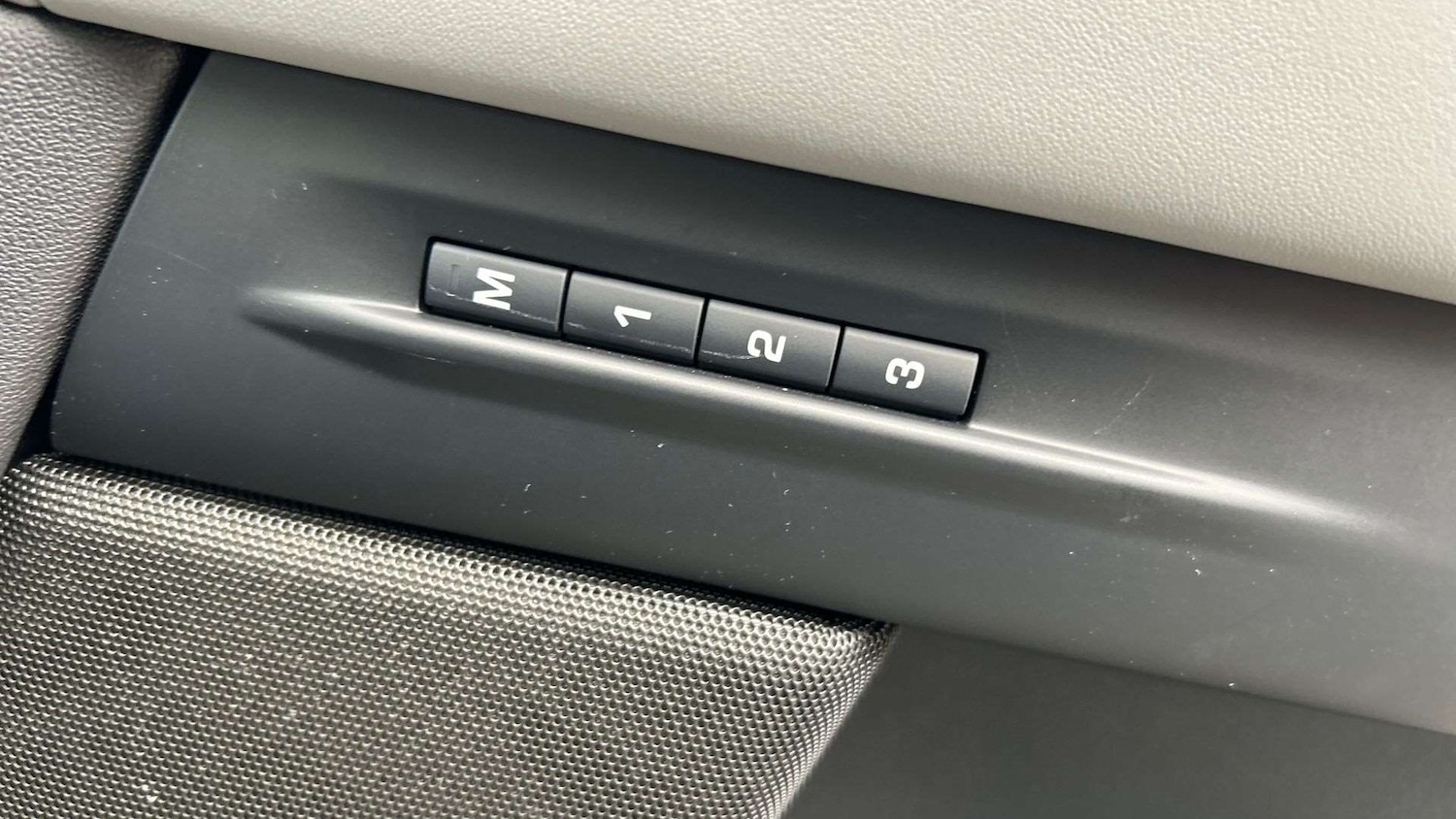 Used Land Rover Range Rover Evoque 2024 for sale - 76488146: Photo 33