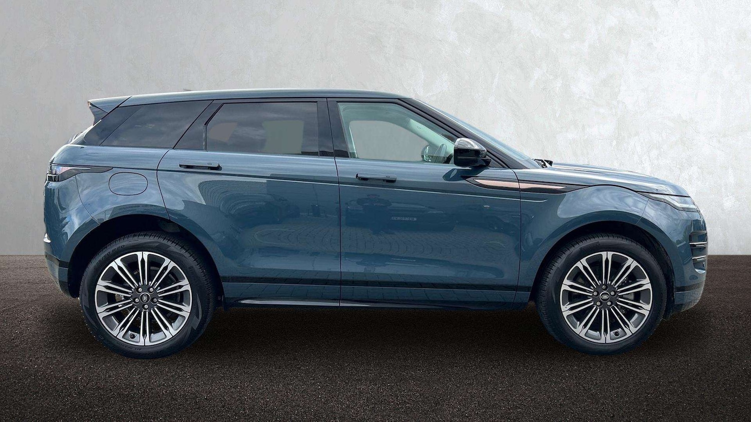 Used Land Rover Range Rover Evoque 2024 for sale - 76488146: Photo 5