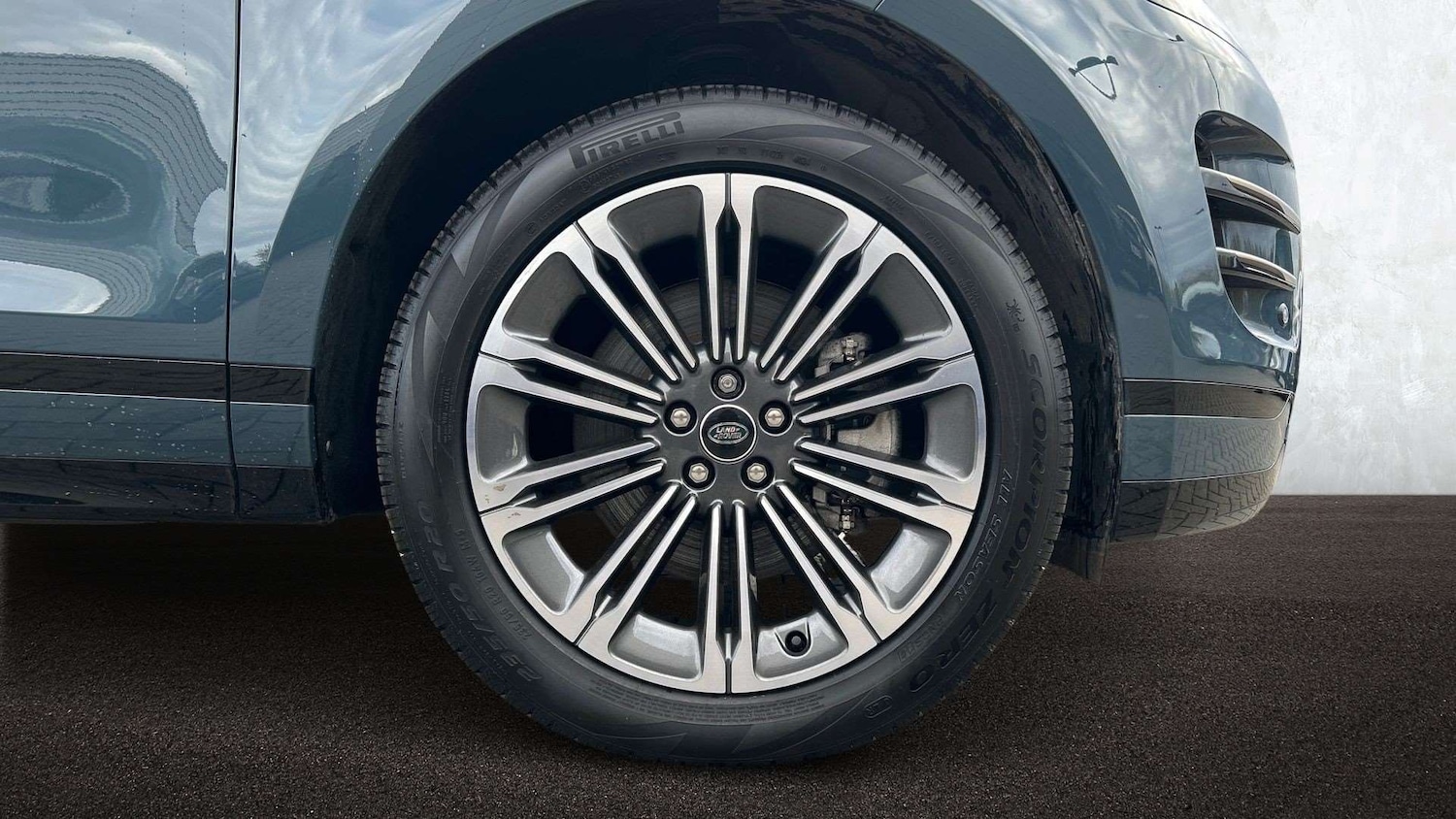 Used Land Rover Range Rover Evoque 2024 for sale - 76488146: Photo 8