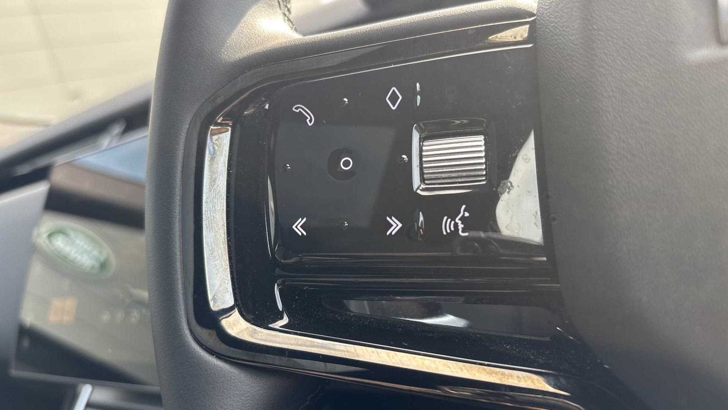 Used Land Rover Range Rover Velar 2023 for sale - 76460496: Photo 25