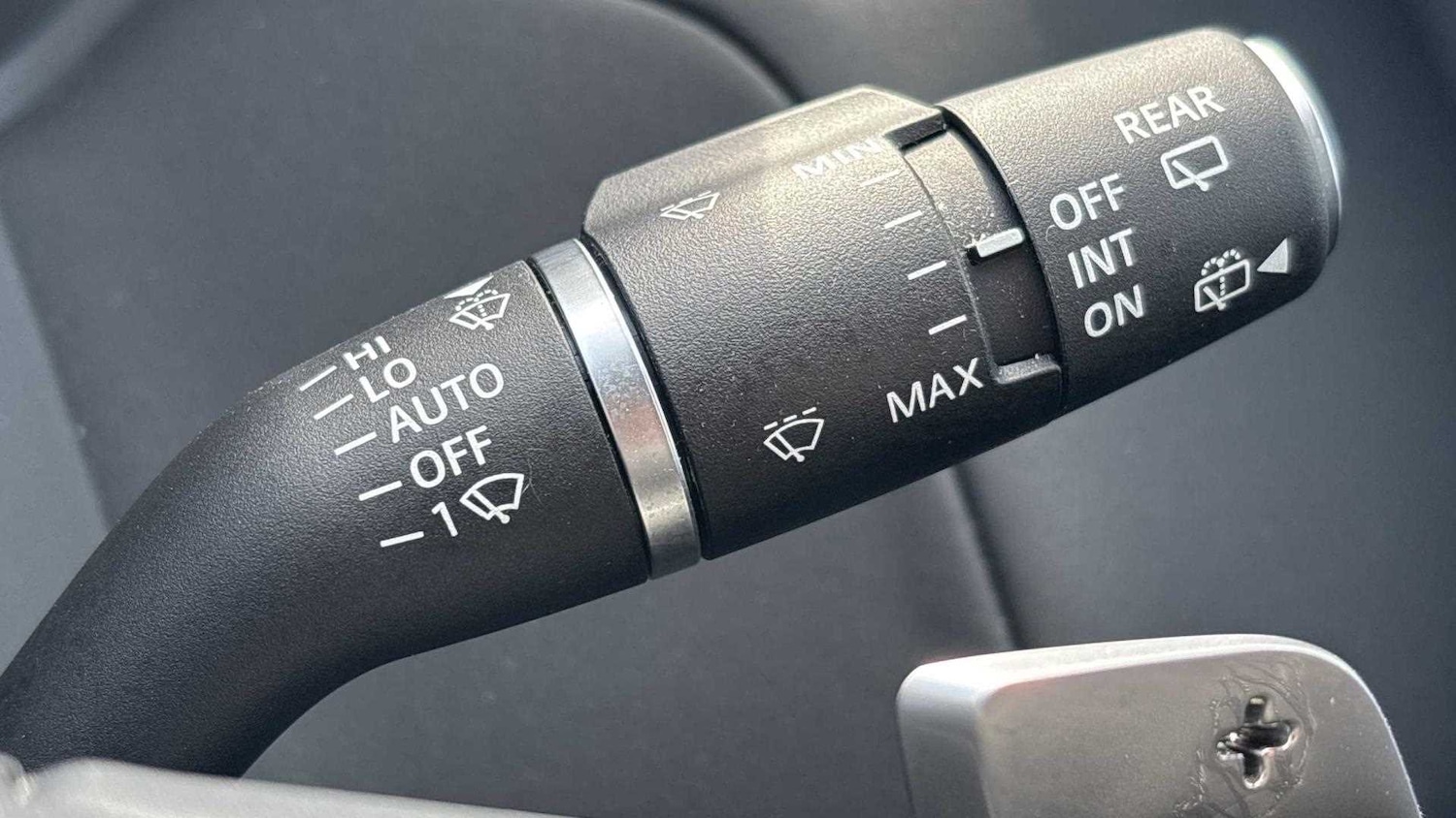 Used Land Rover Range Rover Velar 2023 for sale - 76460496: Photo 29