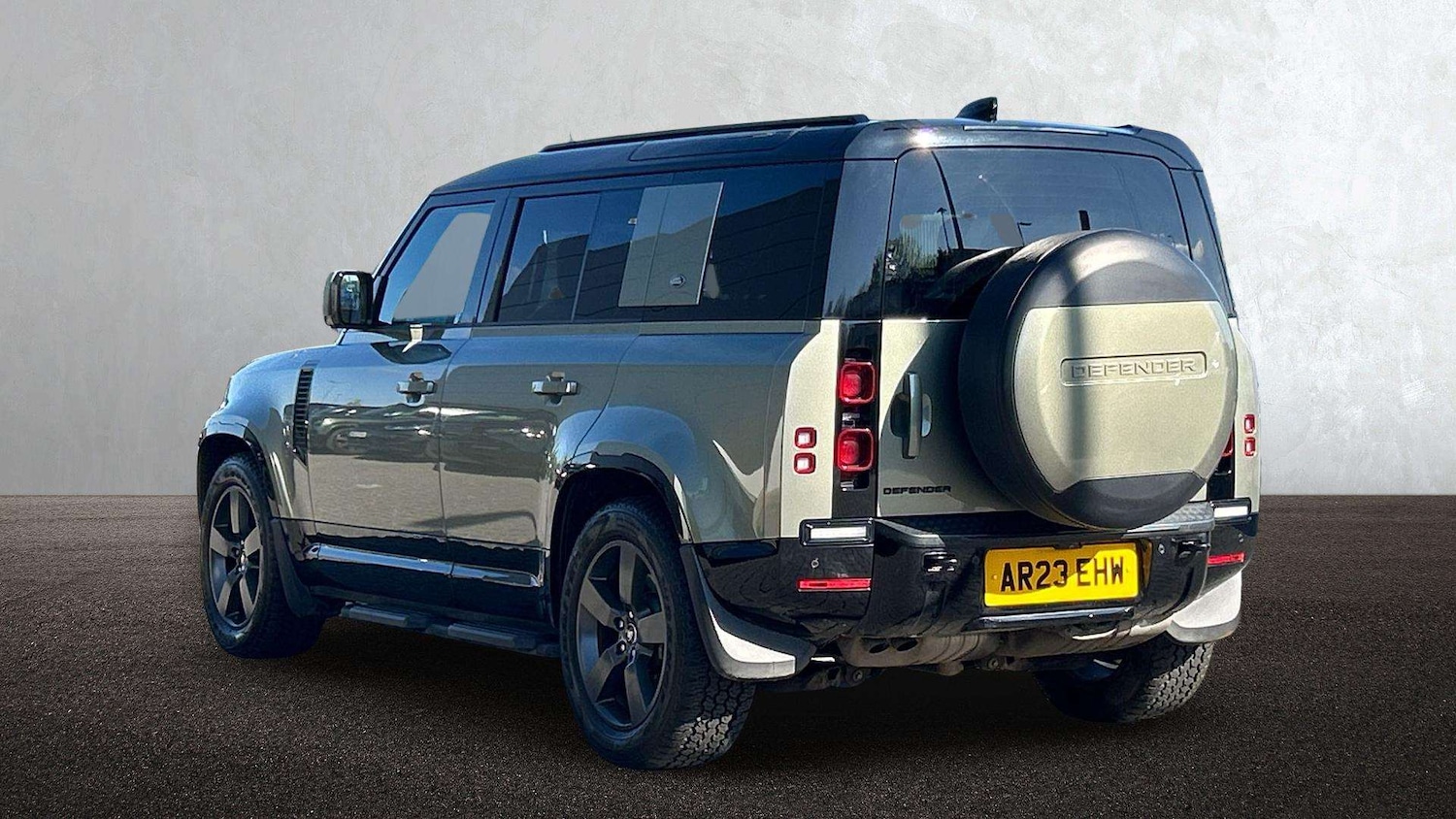 Used Land Rover Defender for sale - 78119167: Photo 2