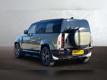 Used Land Rover Defender 2023 for sale - 78119167: Photo