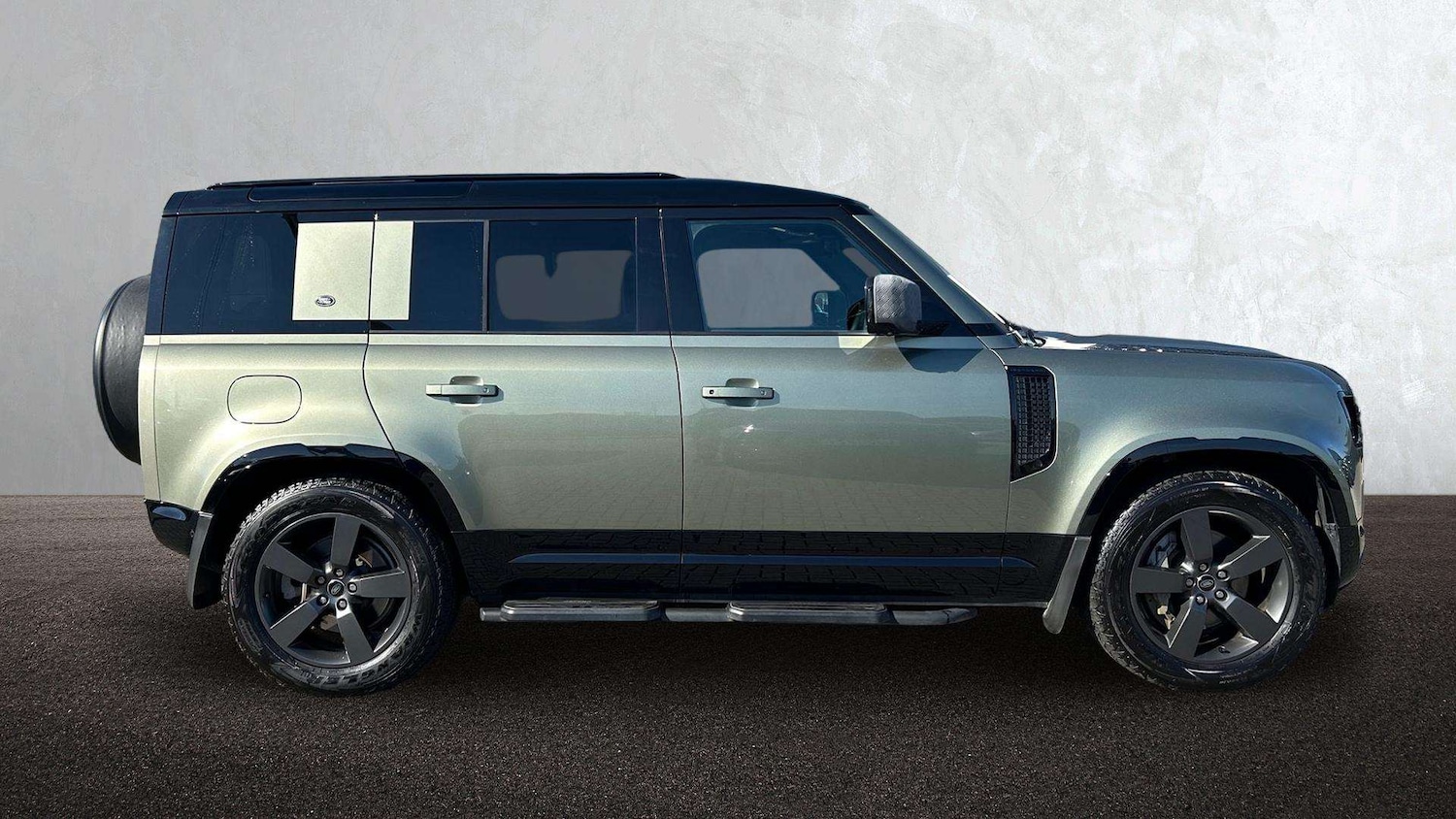 Used Land Rover Defender for sale - 78119167: Photo 5