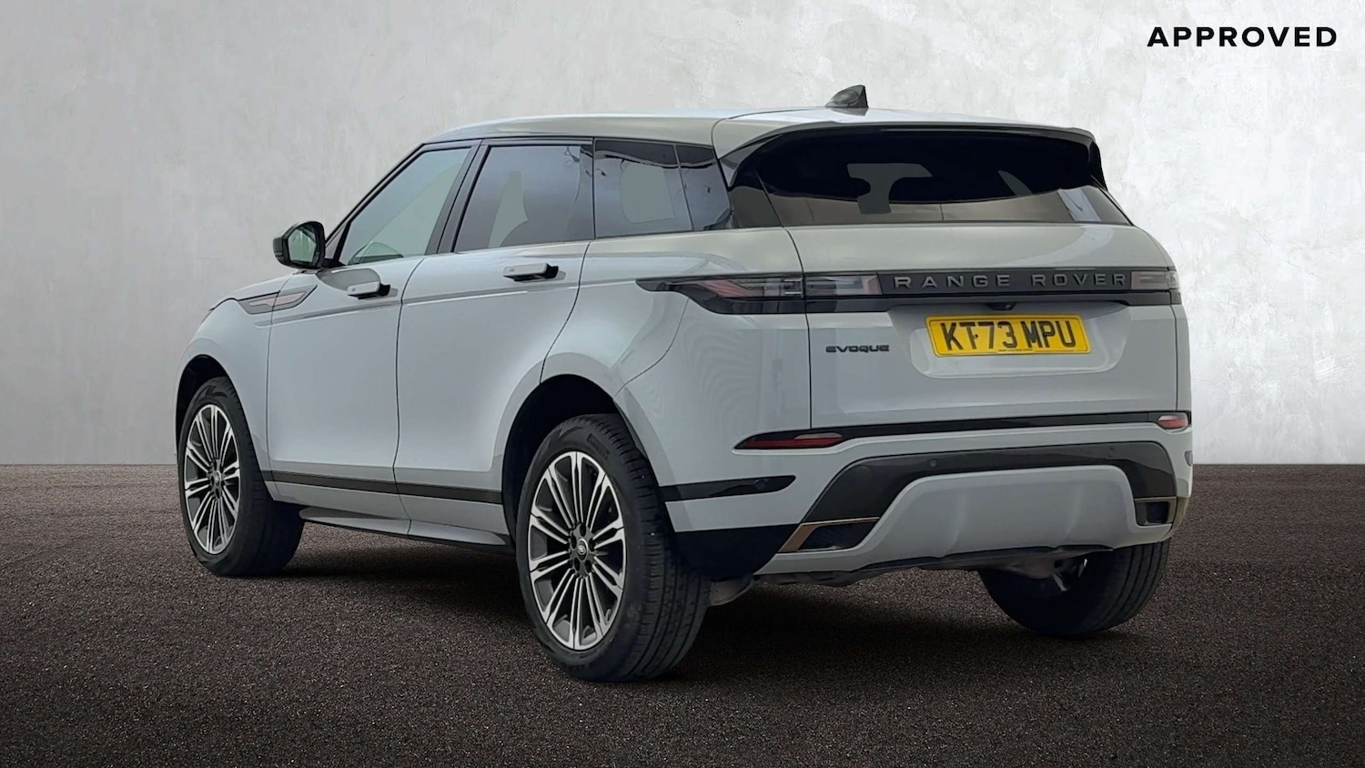 Used Land Rover Range Rover Evoque 2023 for sale - 76460013: Photo 2