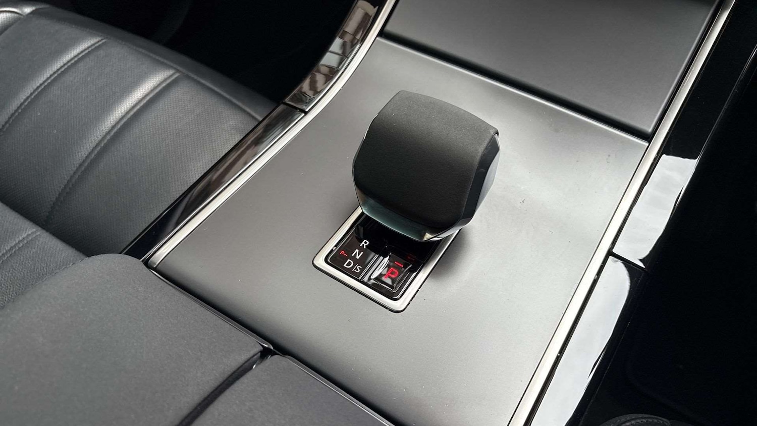 Used Land Rover Range Rover Evoque 2023 for sale - 77589042: Photo 13