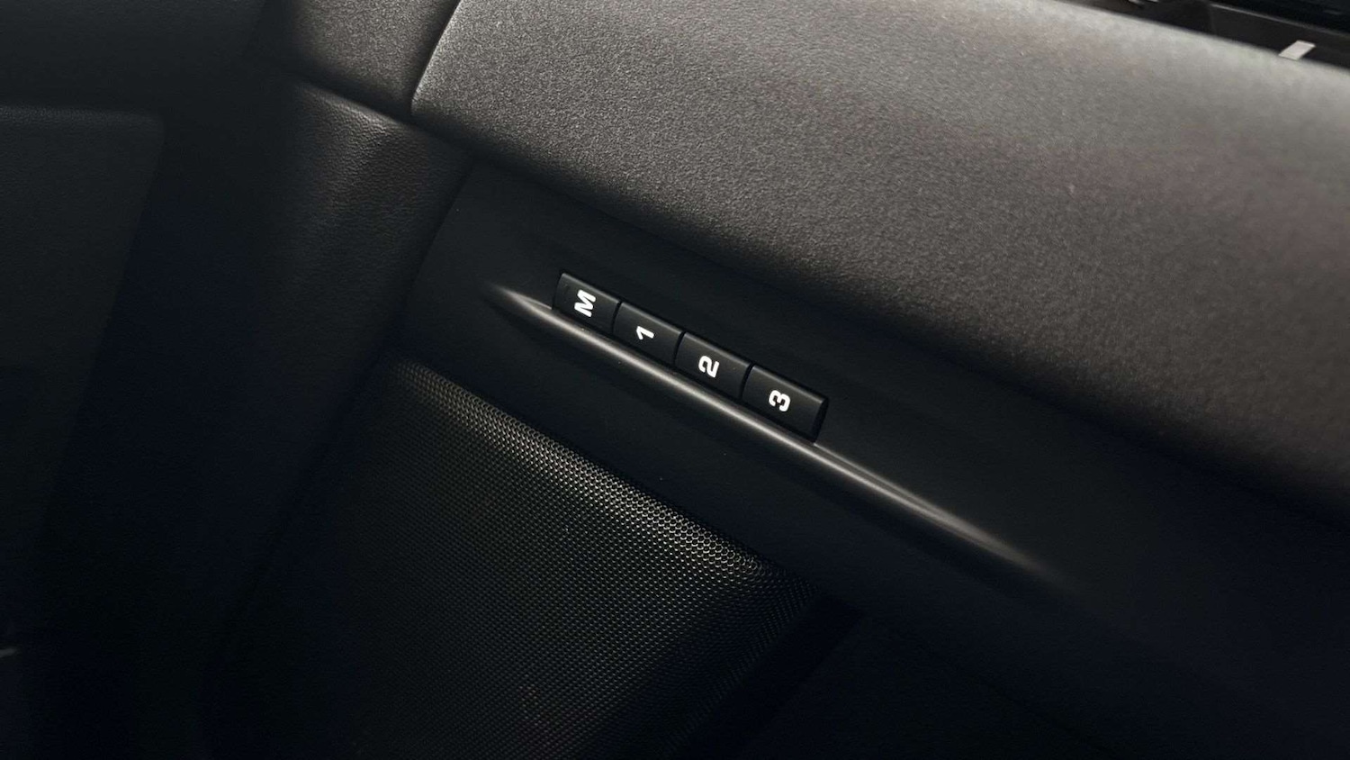 Used Land Rover Range Rover Evoque 2023 for sale - 77589042: Photo 25