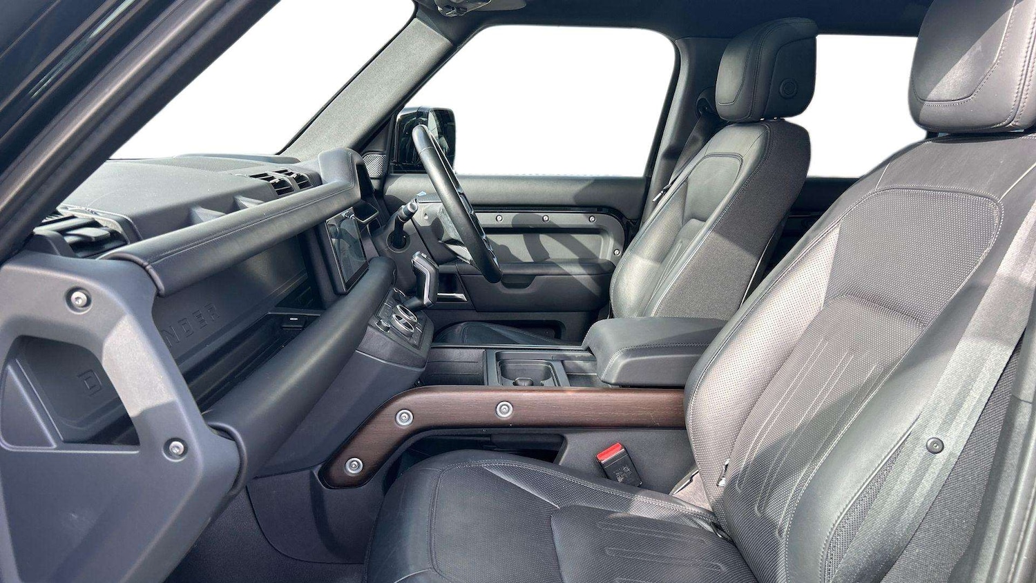 Used Land Rover Defender 2020 for sale - 77772173: Photo 3