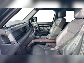 Used Land Rover Defender 2020 for sale - 77772173: Photo