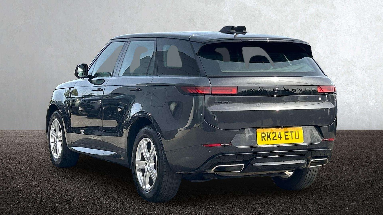 Used Land Rover Range Rover Sport 2024 for sale - 78208915: Photo 2