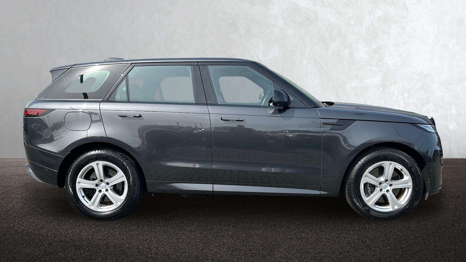 Used Land Rover Range Rover Sport 2024 for sale - 78208915: Photo 5