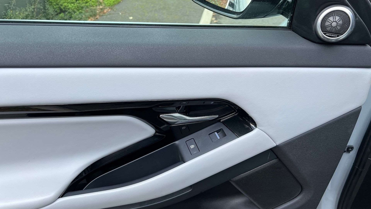 Used Land Rover Range Rover Evoque 2024 for sale - 77698892: Photo 32