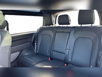 Used Land Rover Defender 2022 for sale - 78234041: Photo