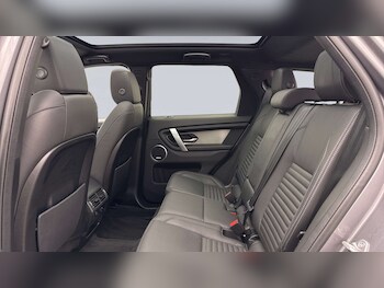 Used Land Rover Discovery Sport 2023 for sale - 78577032: Photo