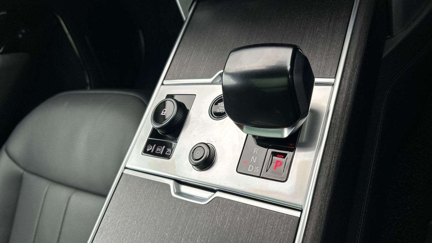 Used Land Rover Range Rover 2023 for sale - 77294131: Photo 13