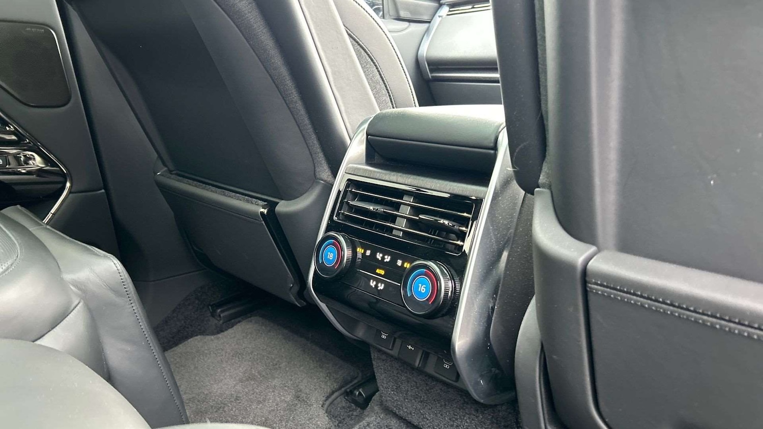 Used Land Rover Range Rover 2023 for sale - 77294131: Photo 18